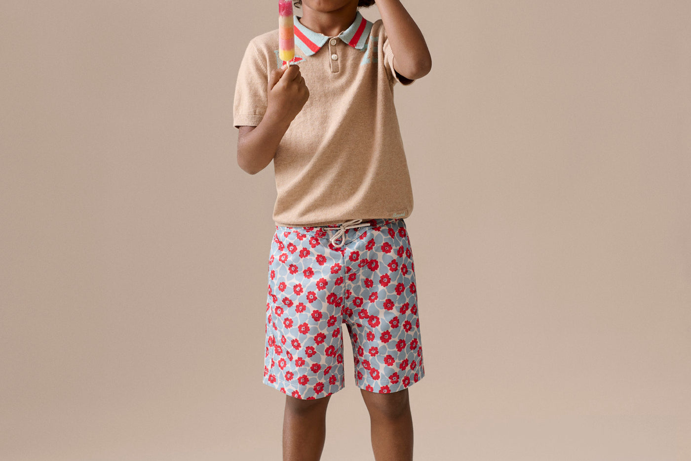Boy's look Summer 2026 - Loyal polo shirt with flag and 75 motifs
