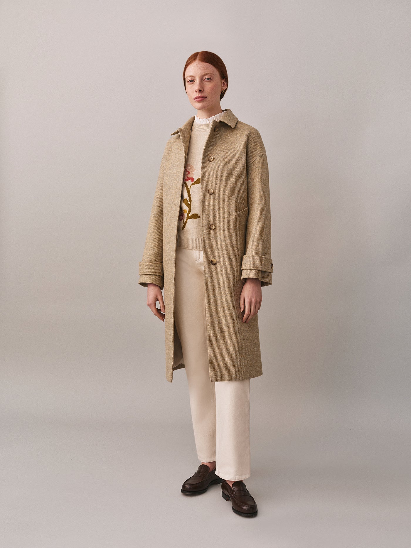 Women's Winter Look 2025 - Heathered wool coat