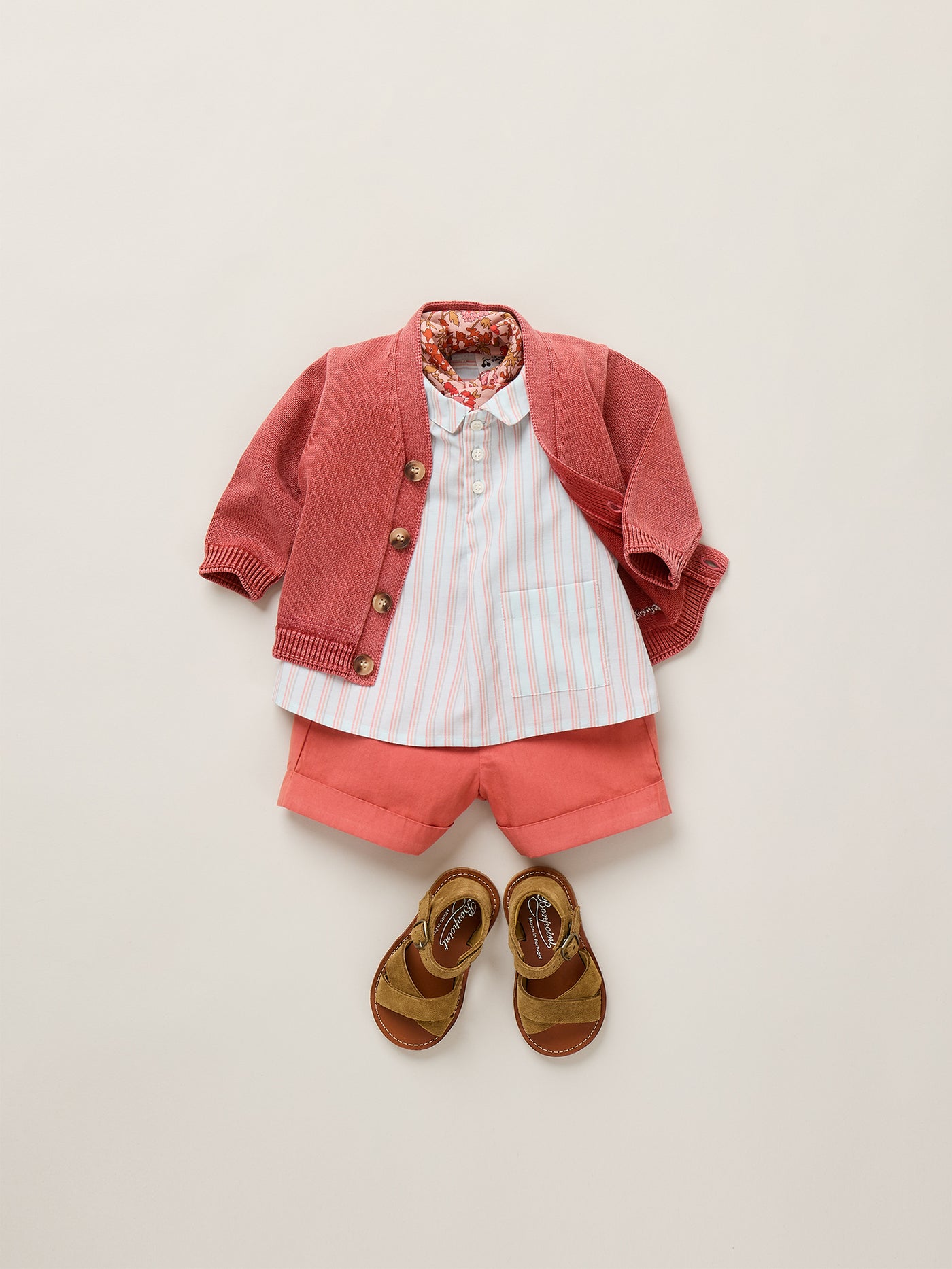 Baby boy look Summer 2026 - Red shorts and cardigan