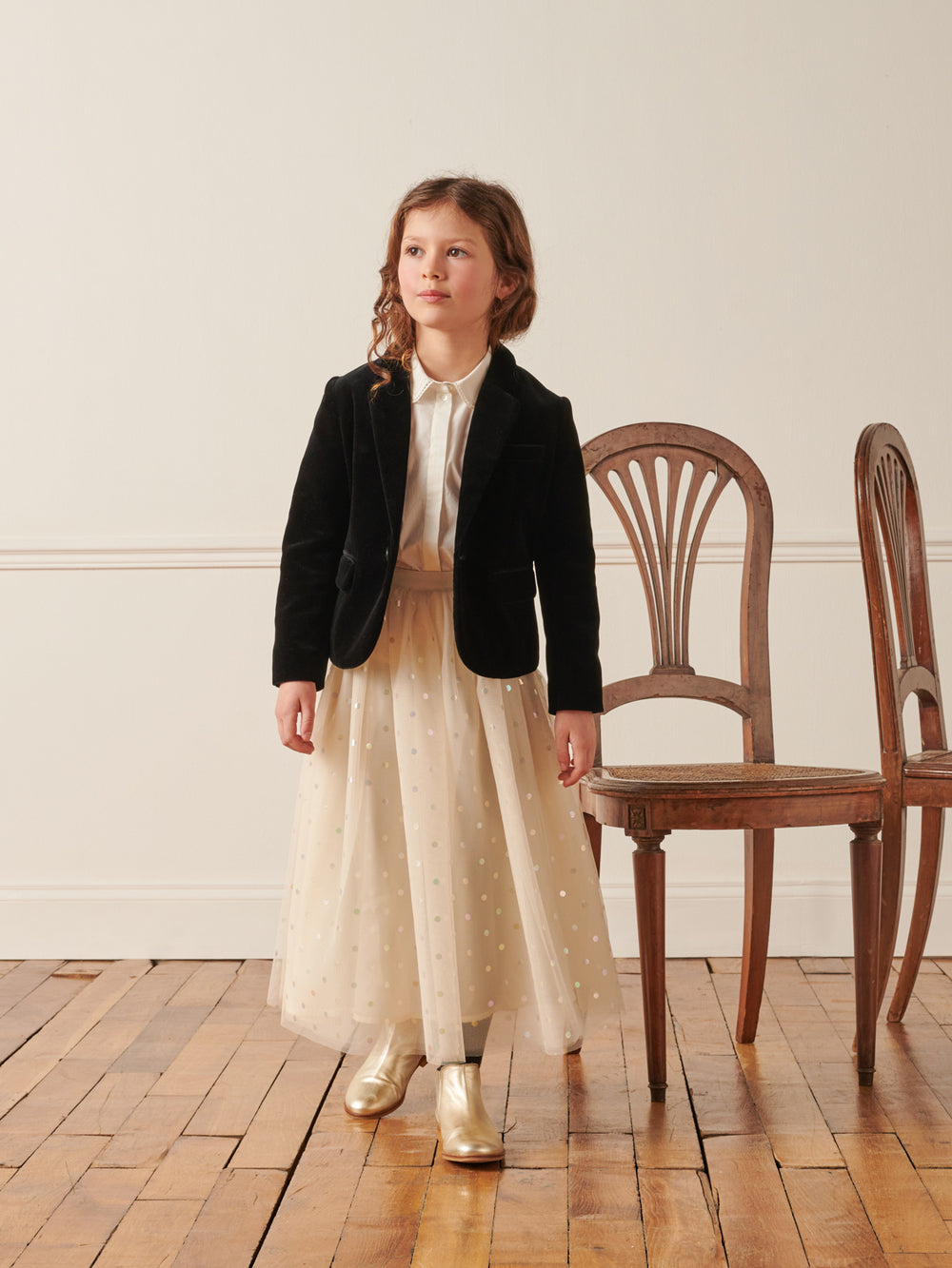Winter 2022 Girl's Look long skirt