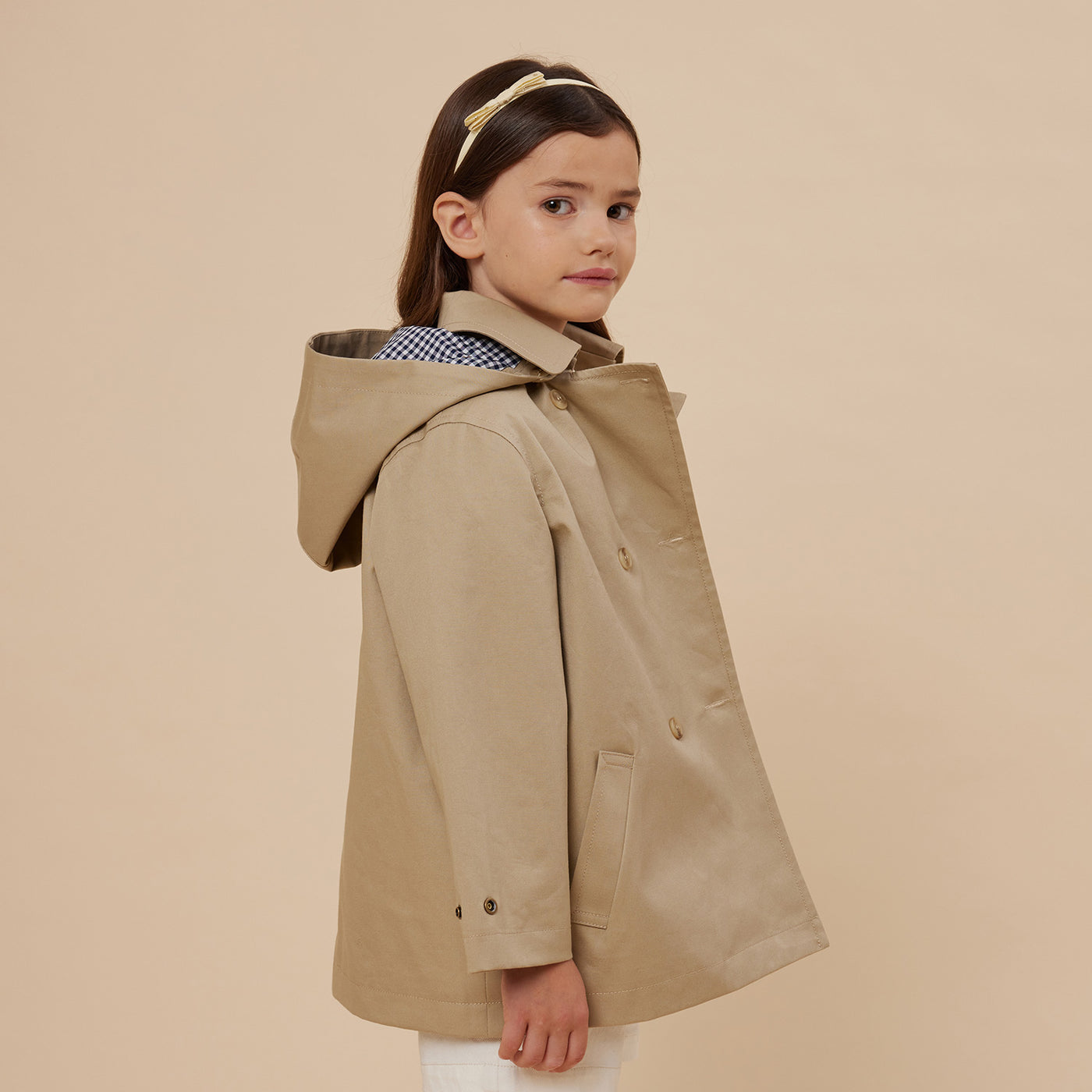 THE TRENCH COAT