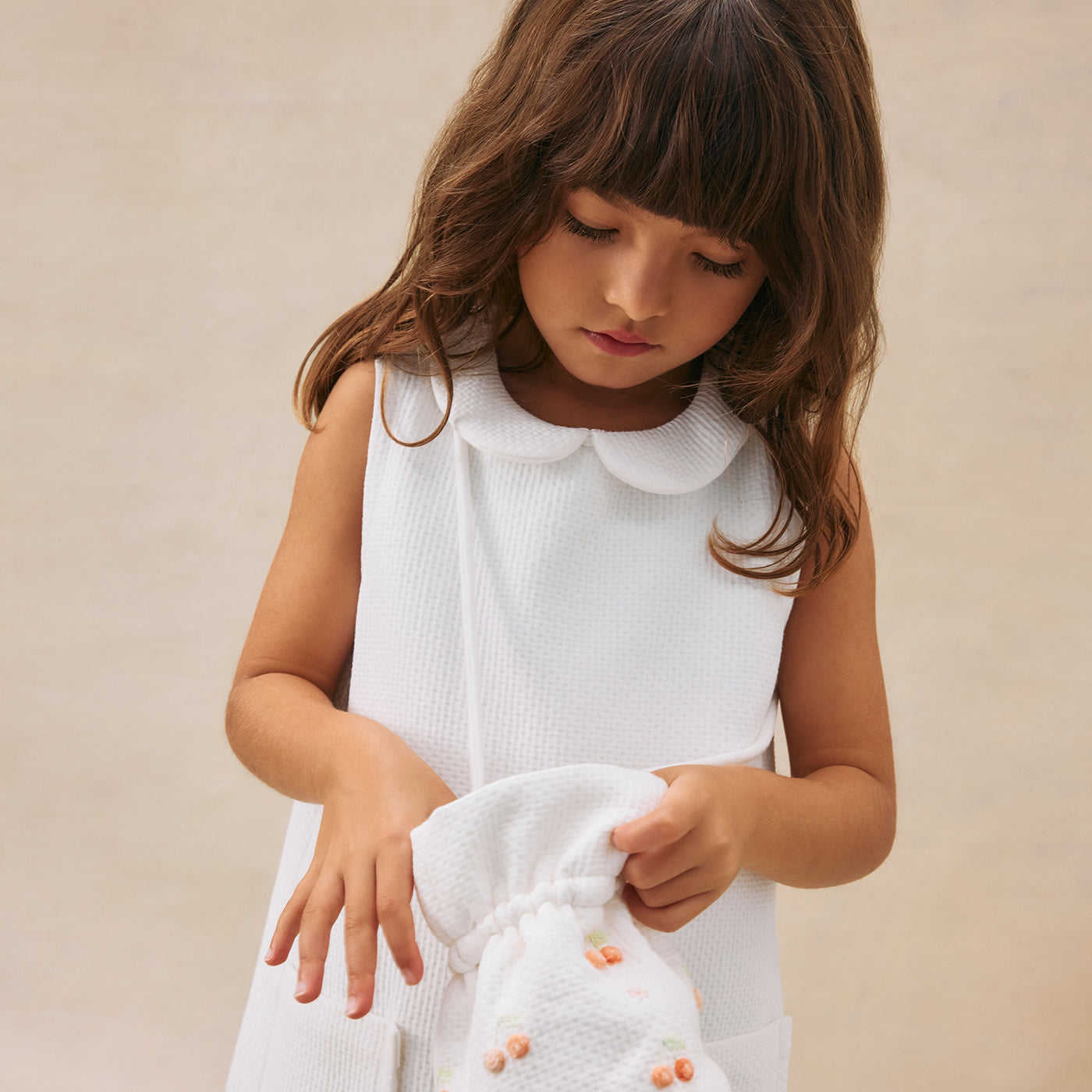 Eslem embroidered bag with shoulder strap