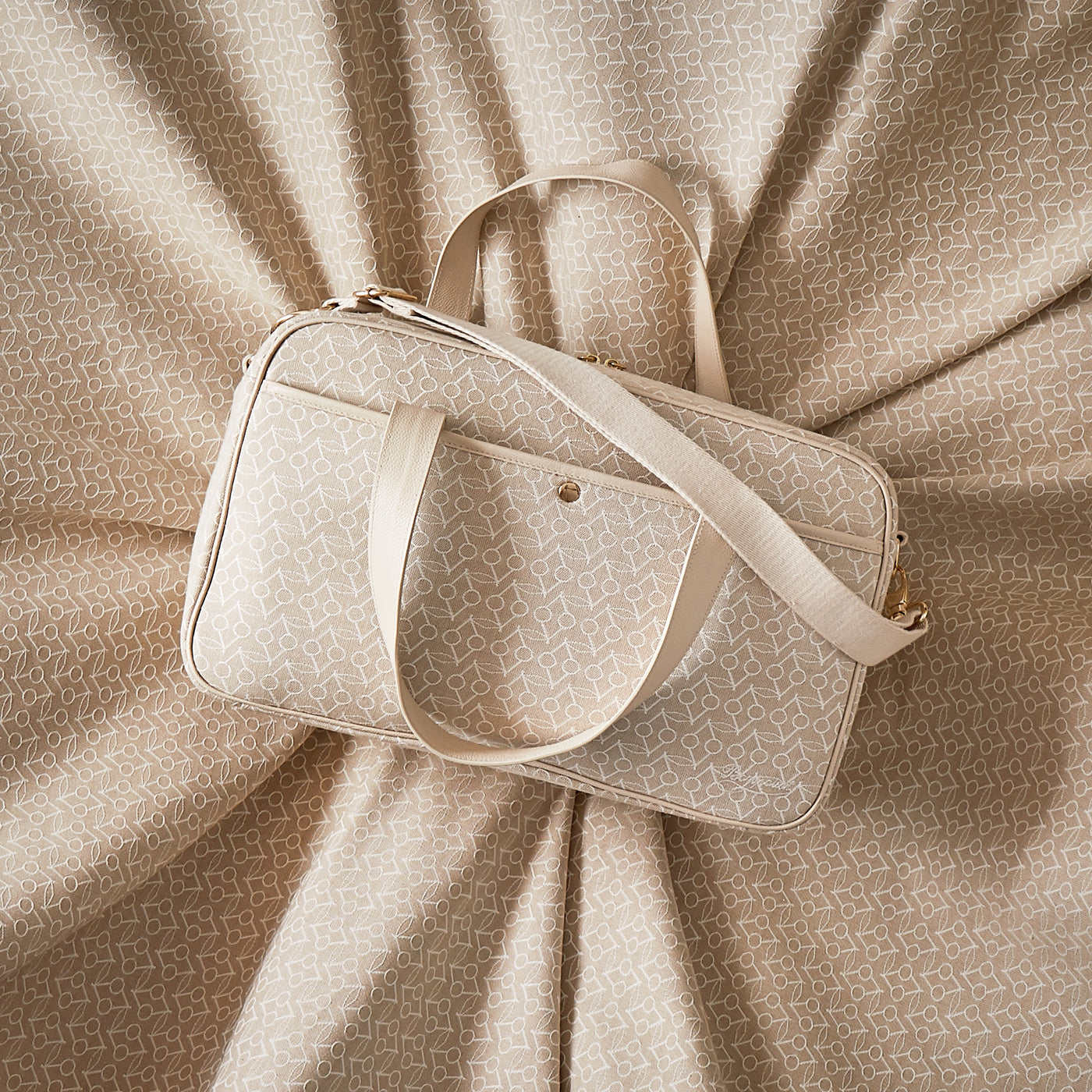 The birth of a child is the sweetest moment for discovering our Maison’s lifestyle.