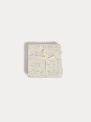 Doudou swaddle blanket with sheep print in organic cotton