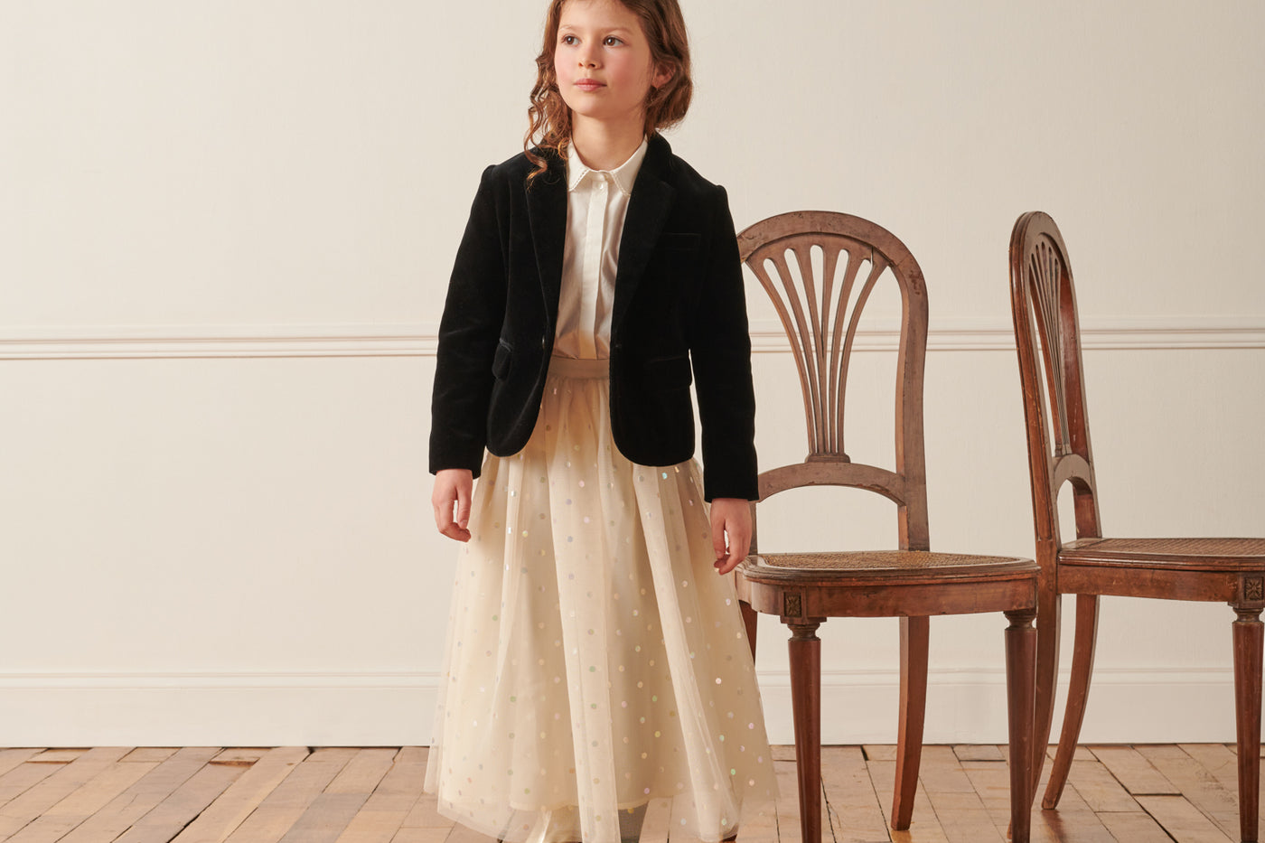 Winter 2022 Girl's Look long skirt