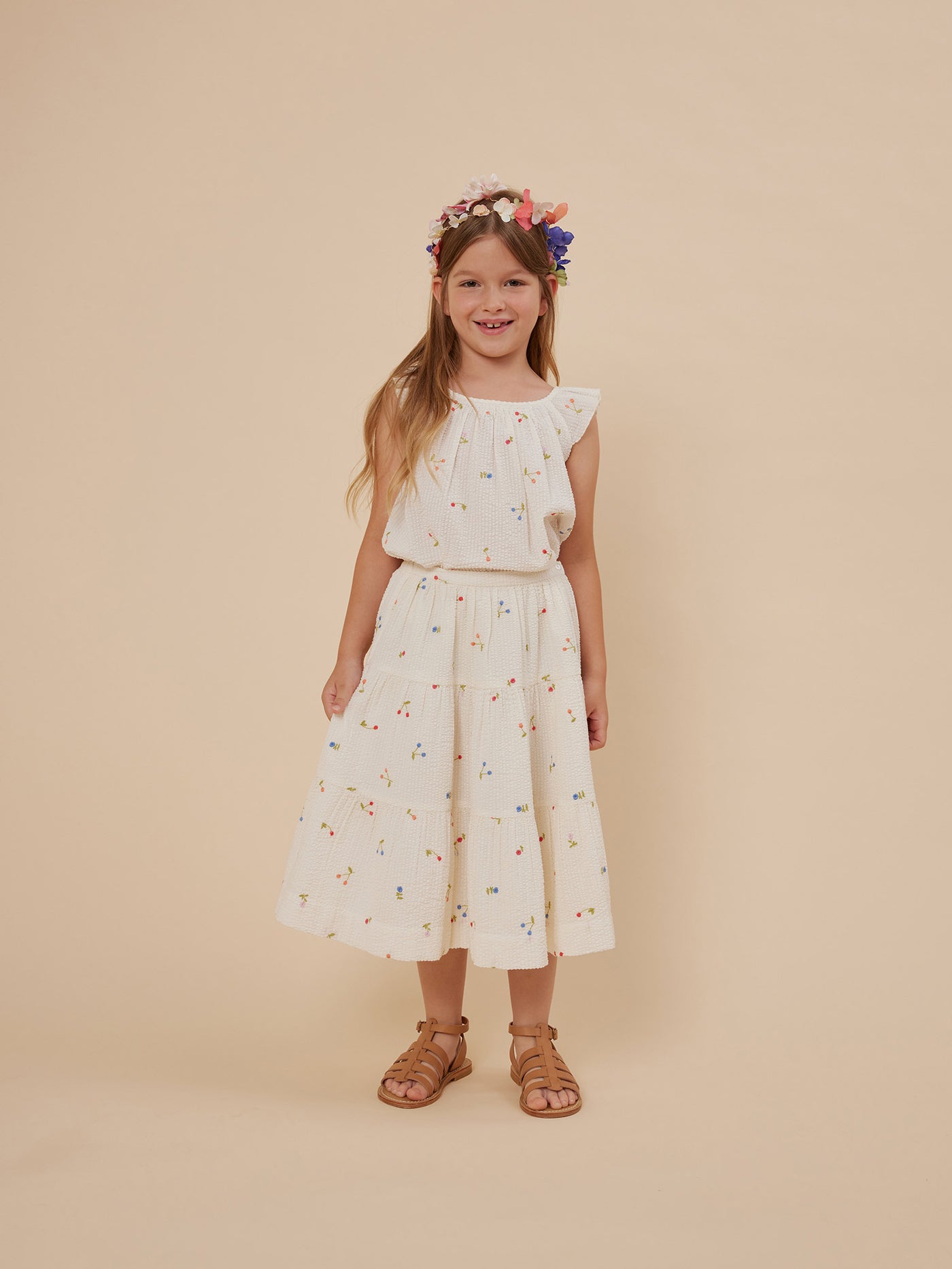 Cruise 2024 girl's look seersucker blouse and skirt