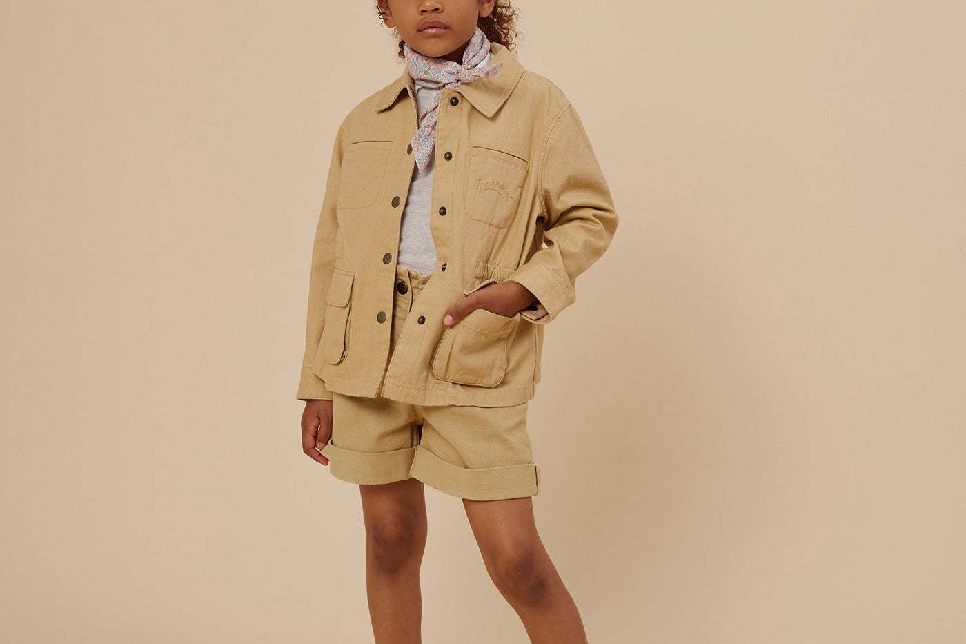 Summer 2024 girl's look safari jacket
