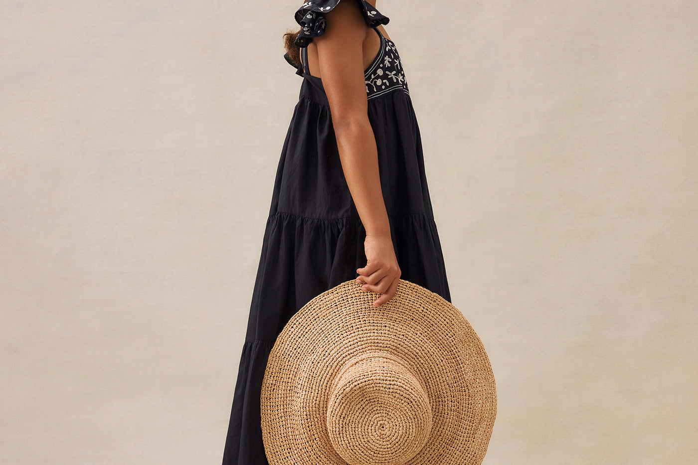 Girl's summer look 2025 Black dress