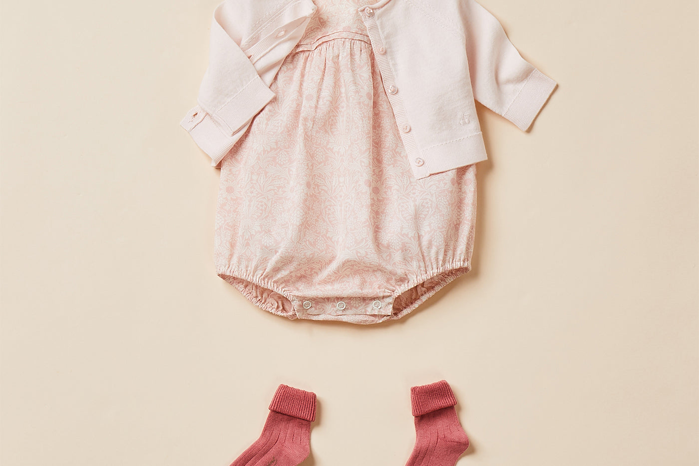 Newborn's look summer 2024 powder pink cardigan