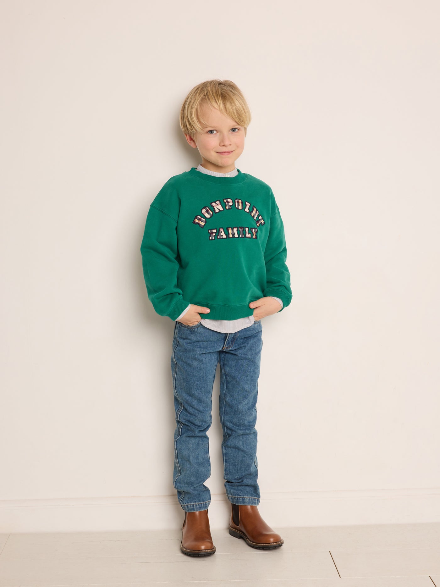 Winter 2023 boy's look green sweatshirt