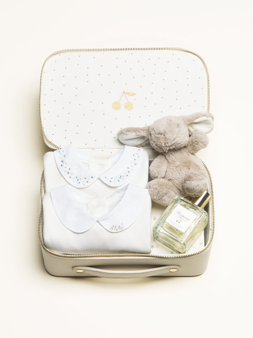 Small bodysuits case with perfume
