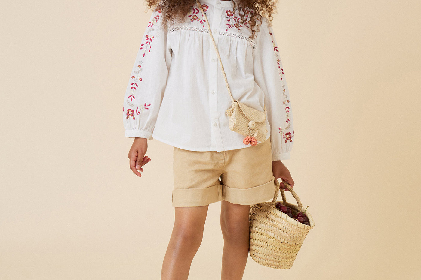 Summer 2024 girl's look embroidered cotton shirt