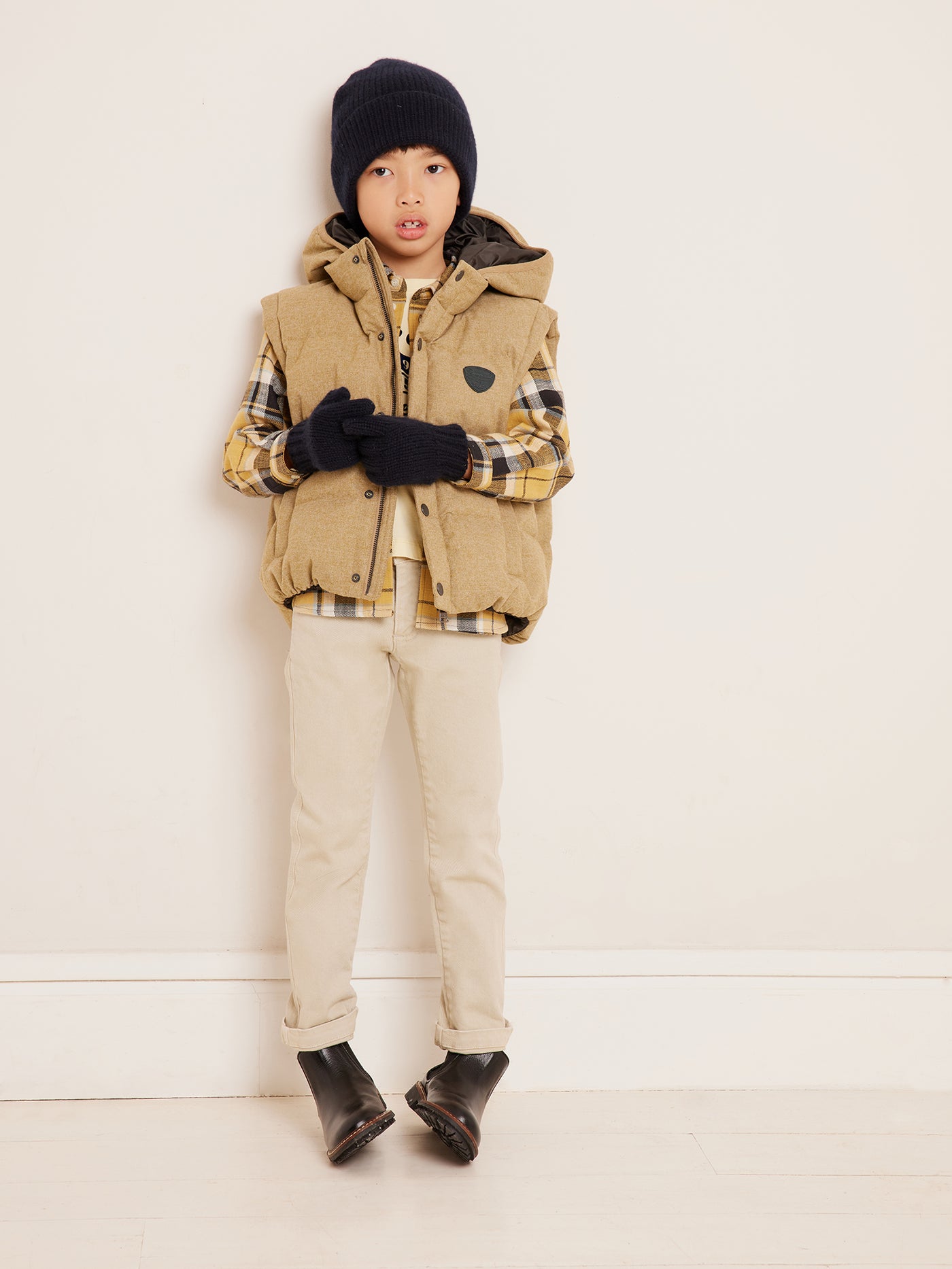 Winter 2023 boy's look checkered shirt
