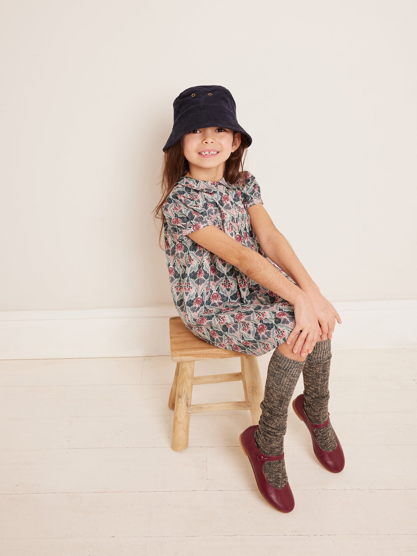 Winter 2023 girl's look patterned dress