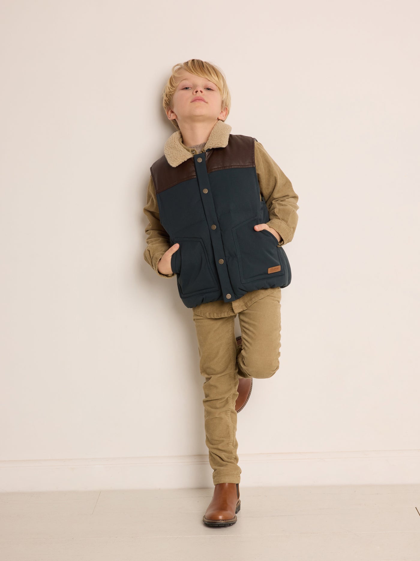 Winter 2023 boy's look vest