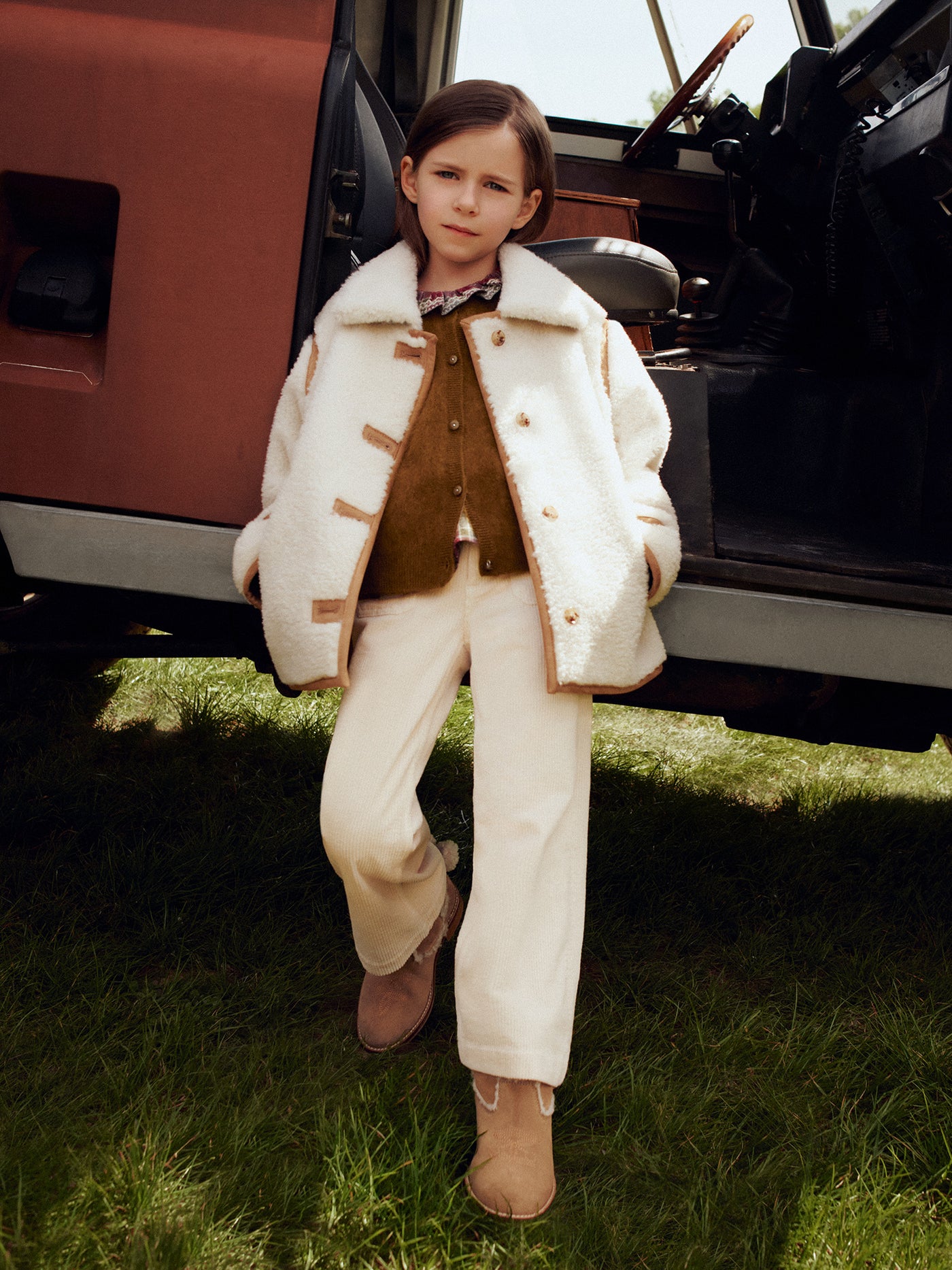 Girls' Winter 2026 Look - Beige jacket and pants set