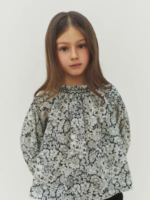 Blouse Blandine in Liberty fabric smocked and hand-embroidered in organic cotton