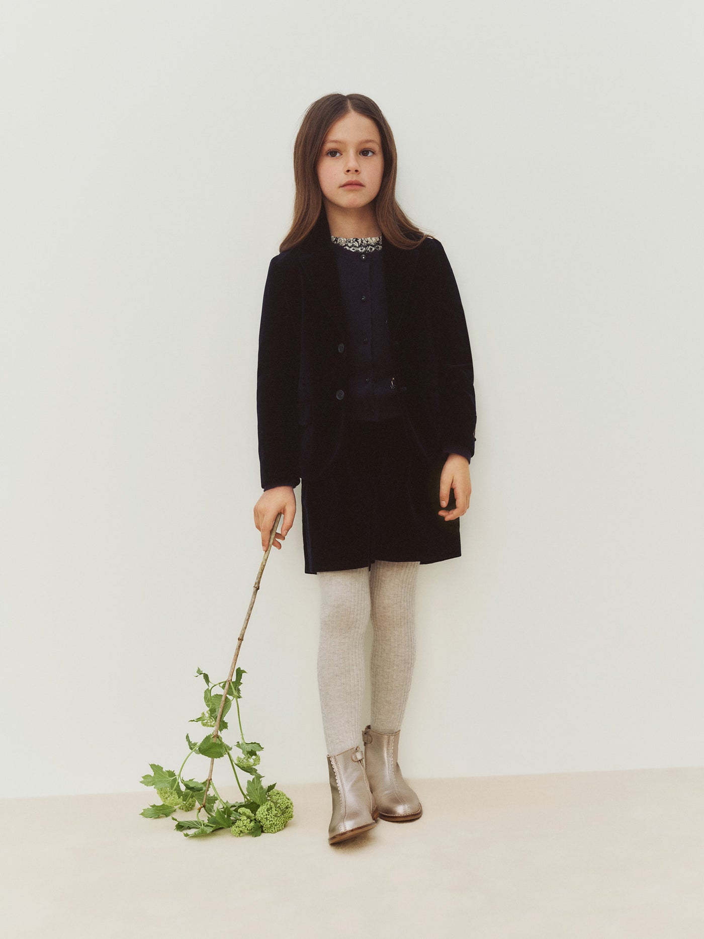 Girls' Winter 2026 Look - Black Velvet Set