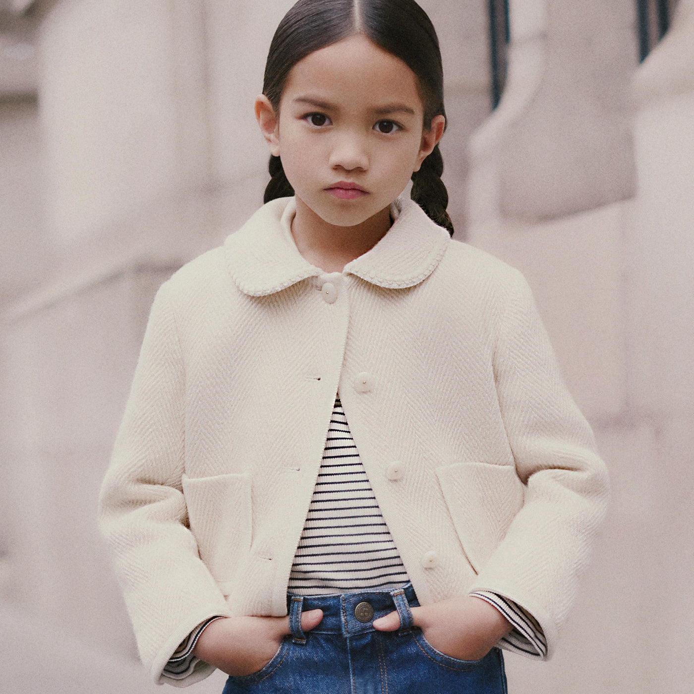 Girl's Look