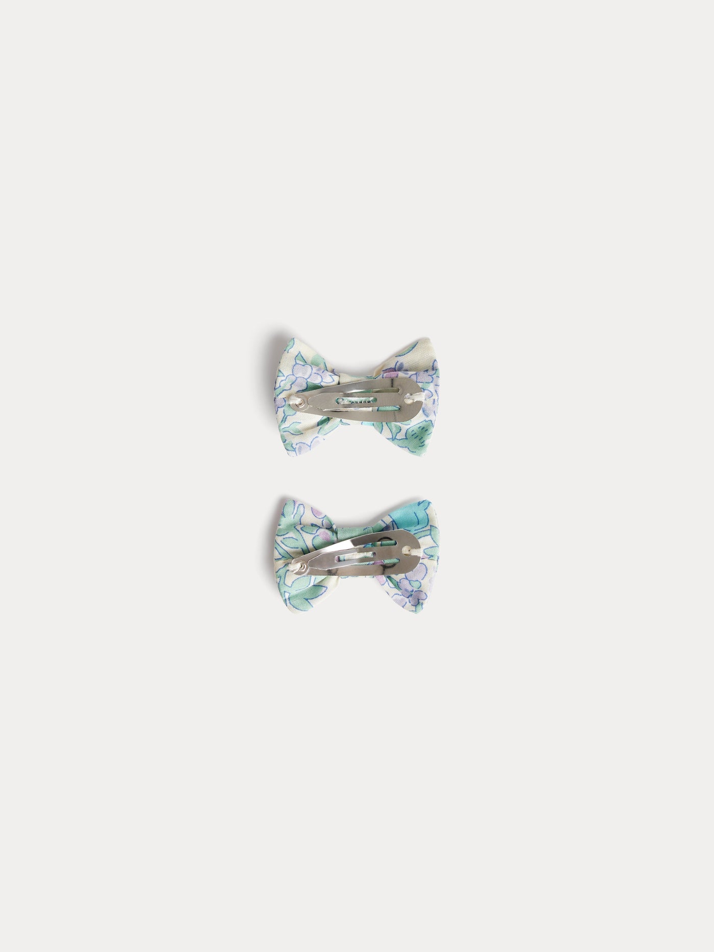 Miniclic hair clip in blue Liberty fabric made of organic cotton