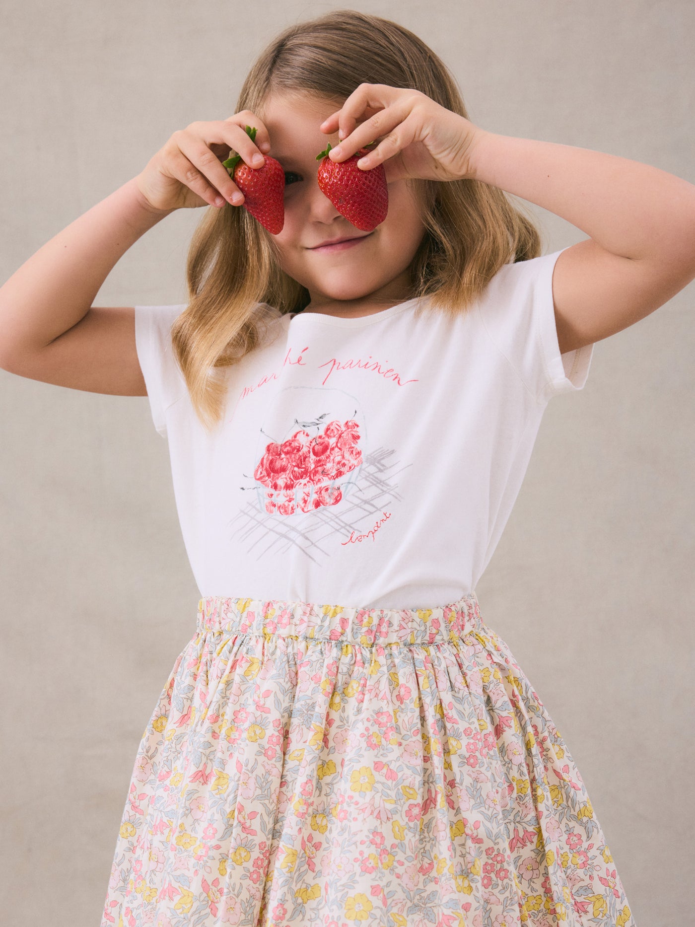 Alcala cherry basket pattern T-shirt