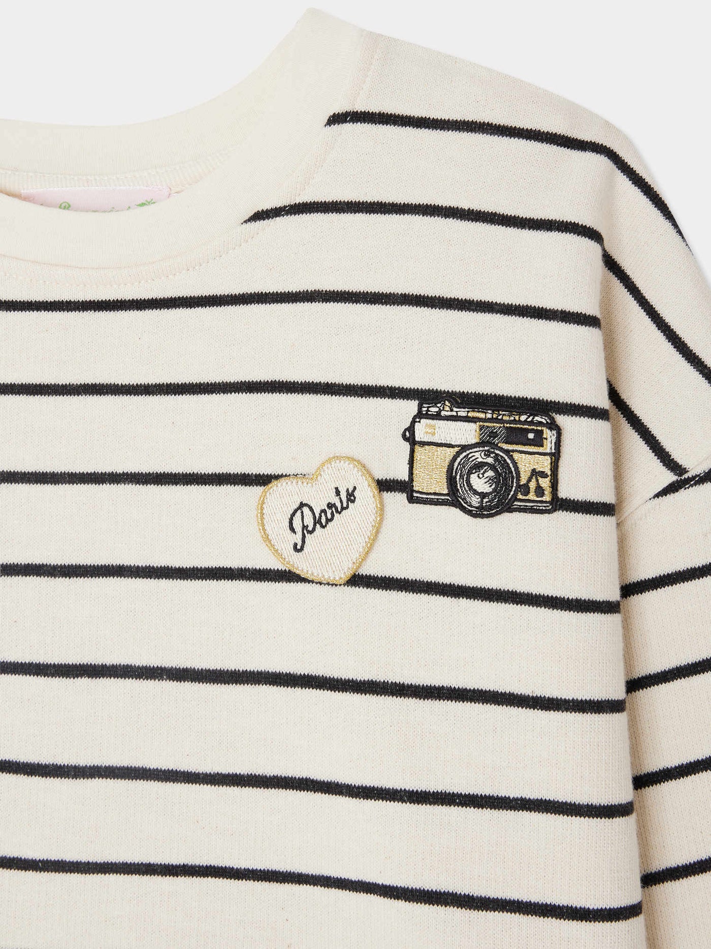 Gaya sweatshirt with black stripes and camera patch
