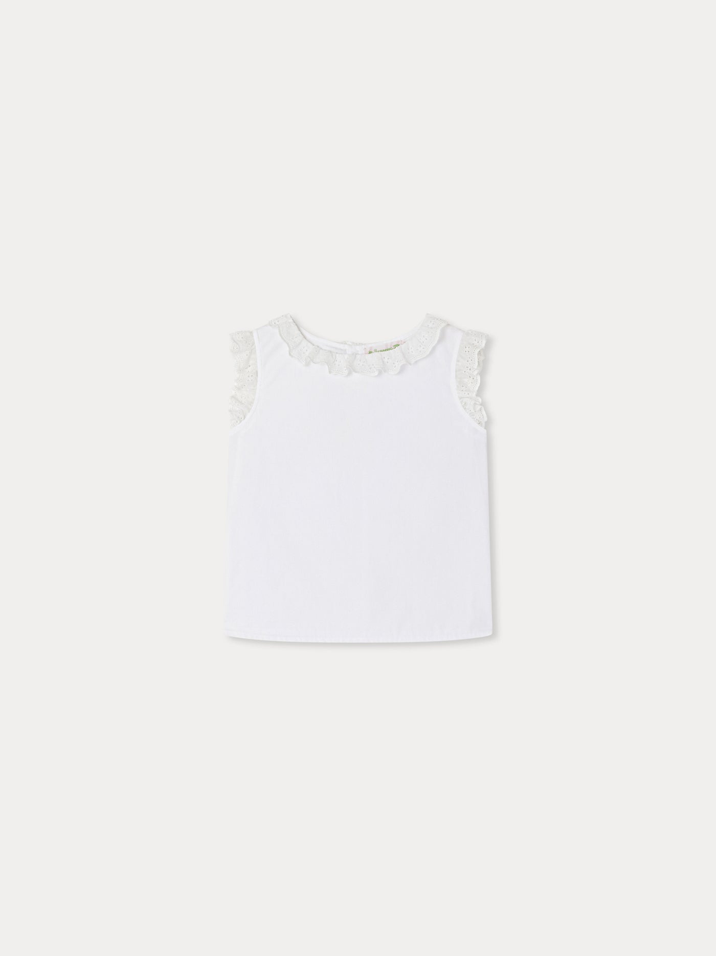 Elive blouse with ruffles in English embroidery