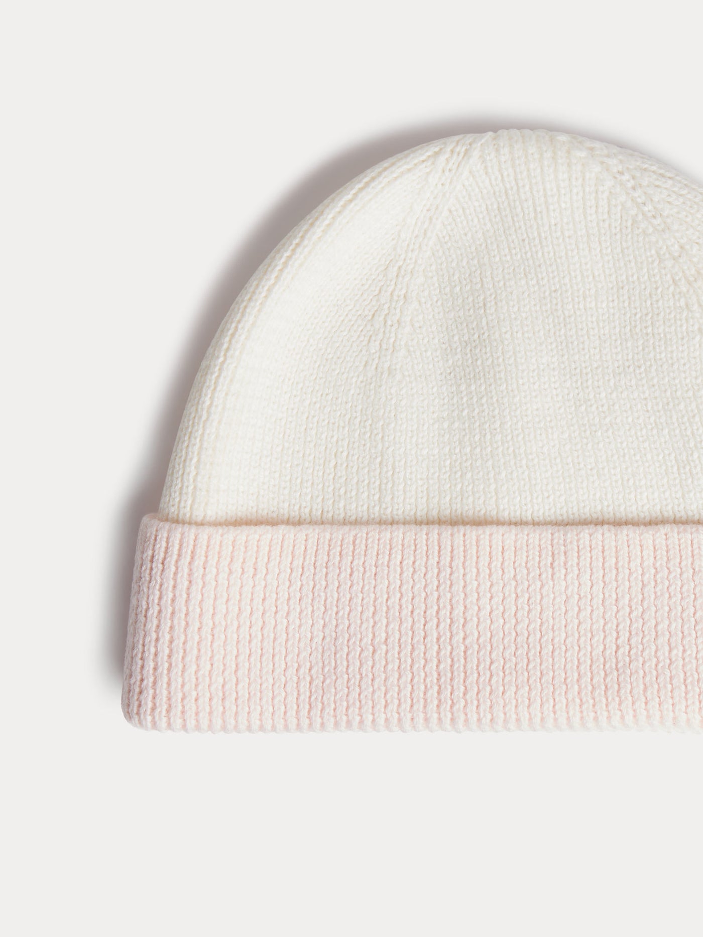 Darbo beanie in milk white wool and cashmere