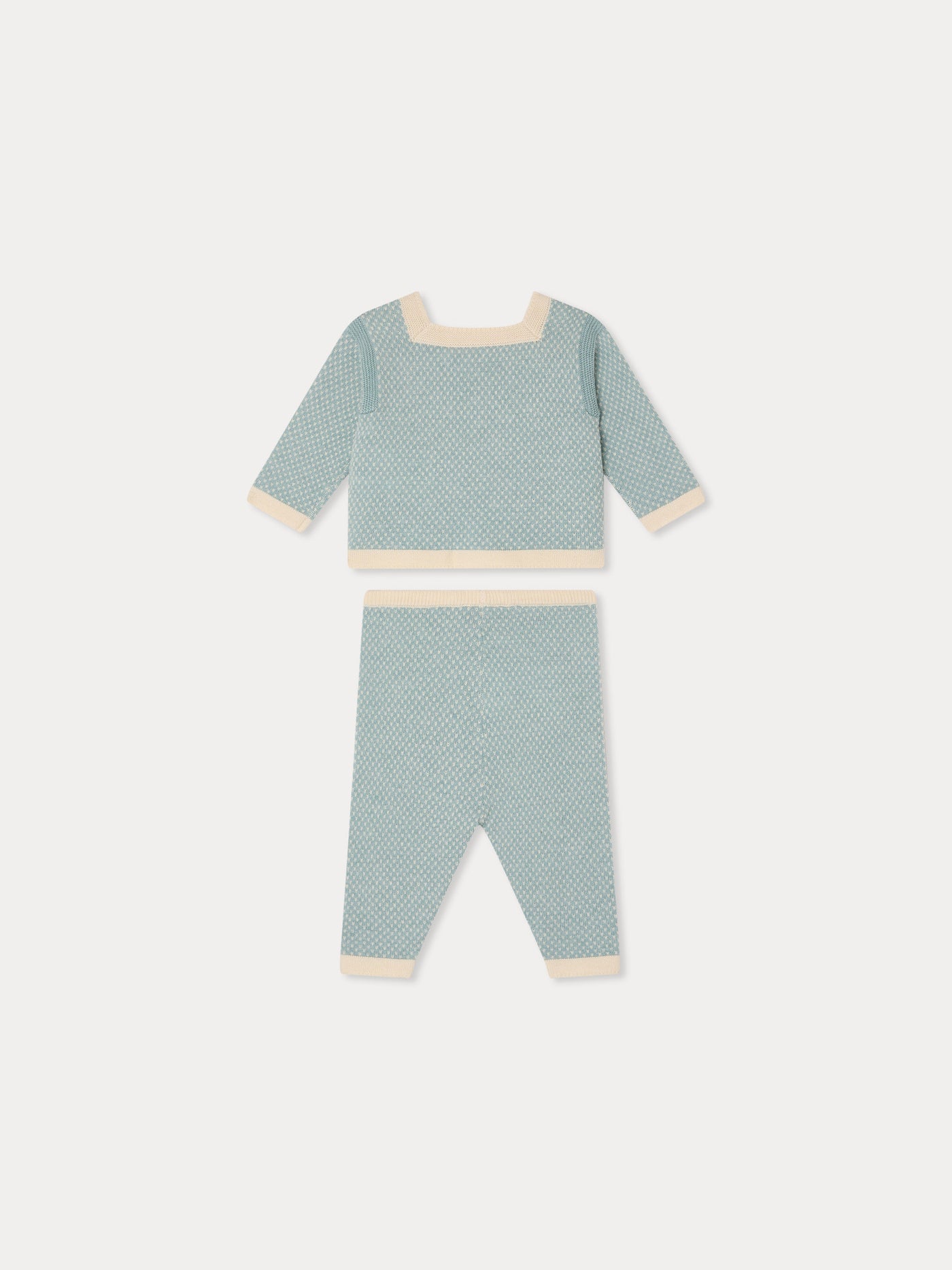 Joe set with a square neck and fancy knit