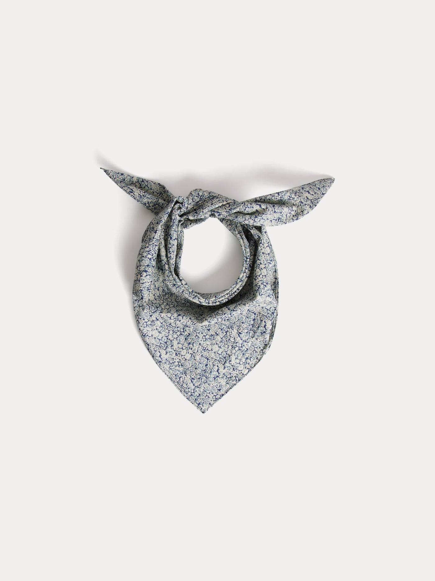 Latteo bandana in Liberty organic cotton fabric