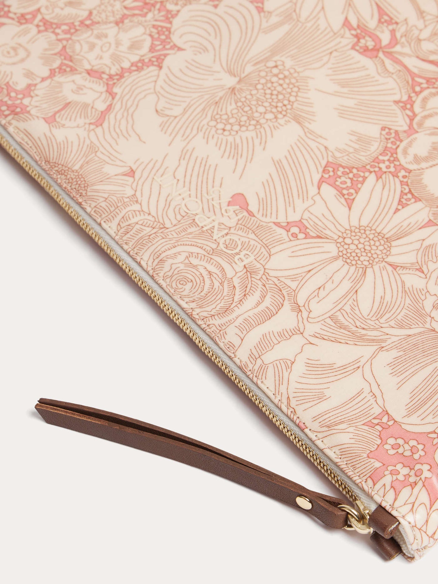 Bray pouch in Liberty fabric made of organic coated cotton