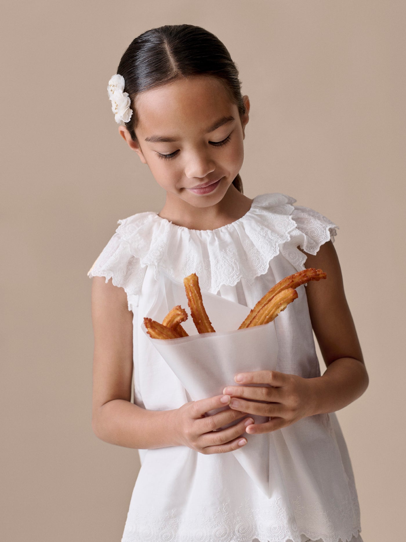 Laurel blouse with broderie anglaise in organic cotton