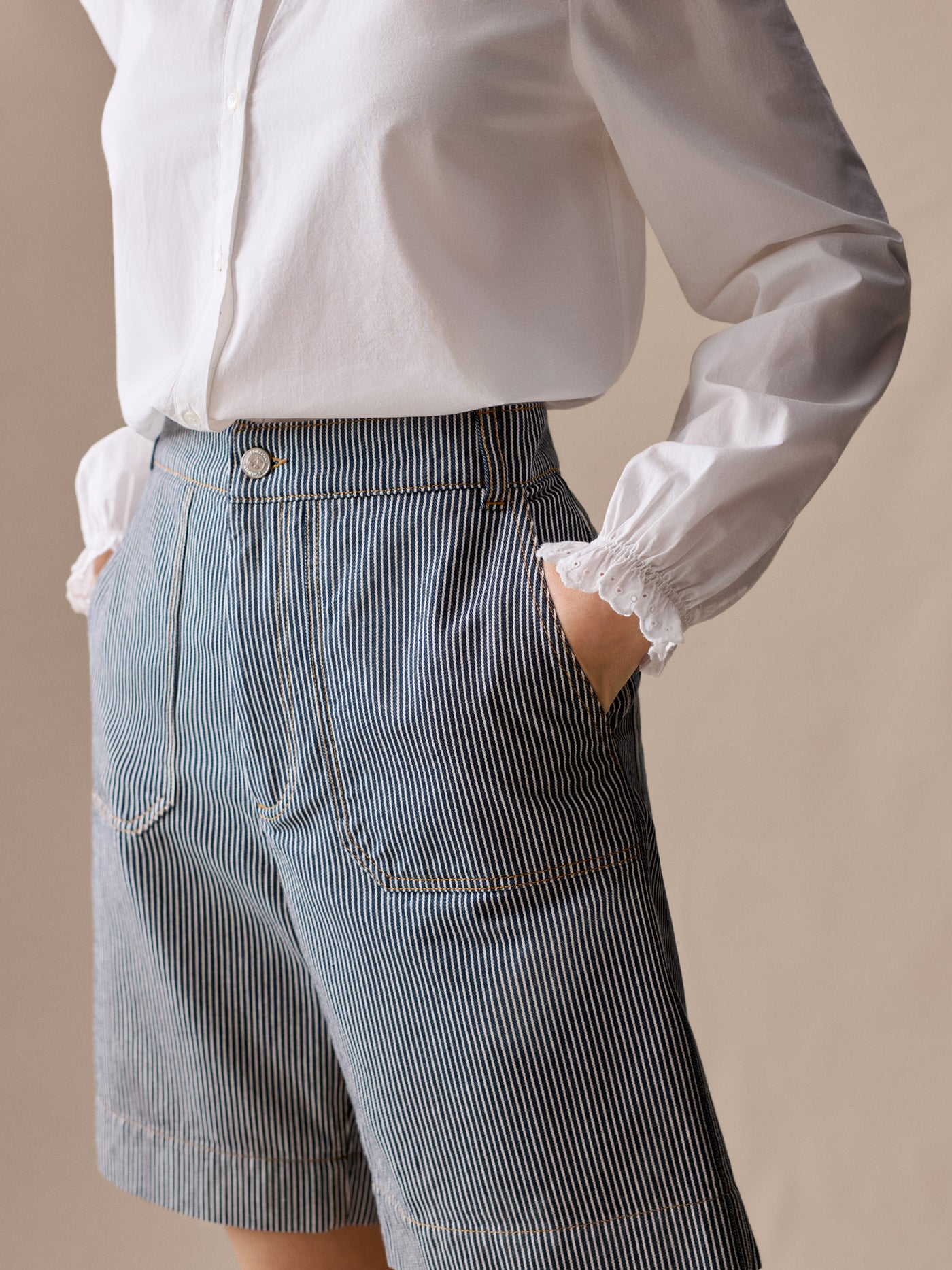 Lawren Bermuda shorts in organic cotton