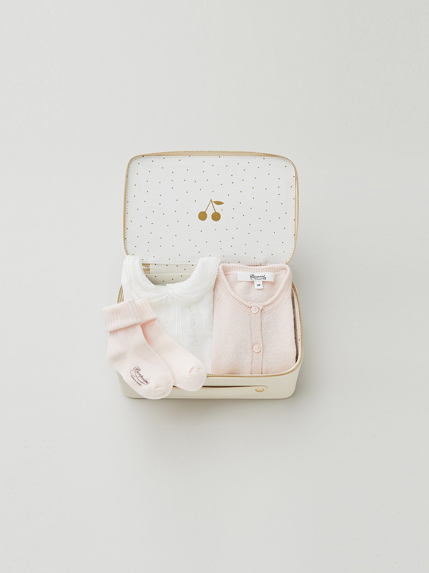 Small newborn suitcase for girls - Pink cashmere cardigan