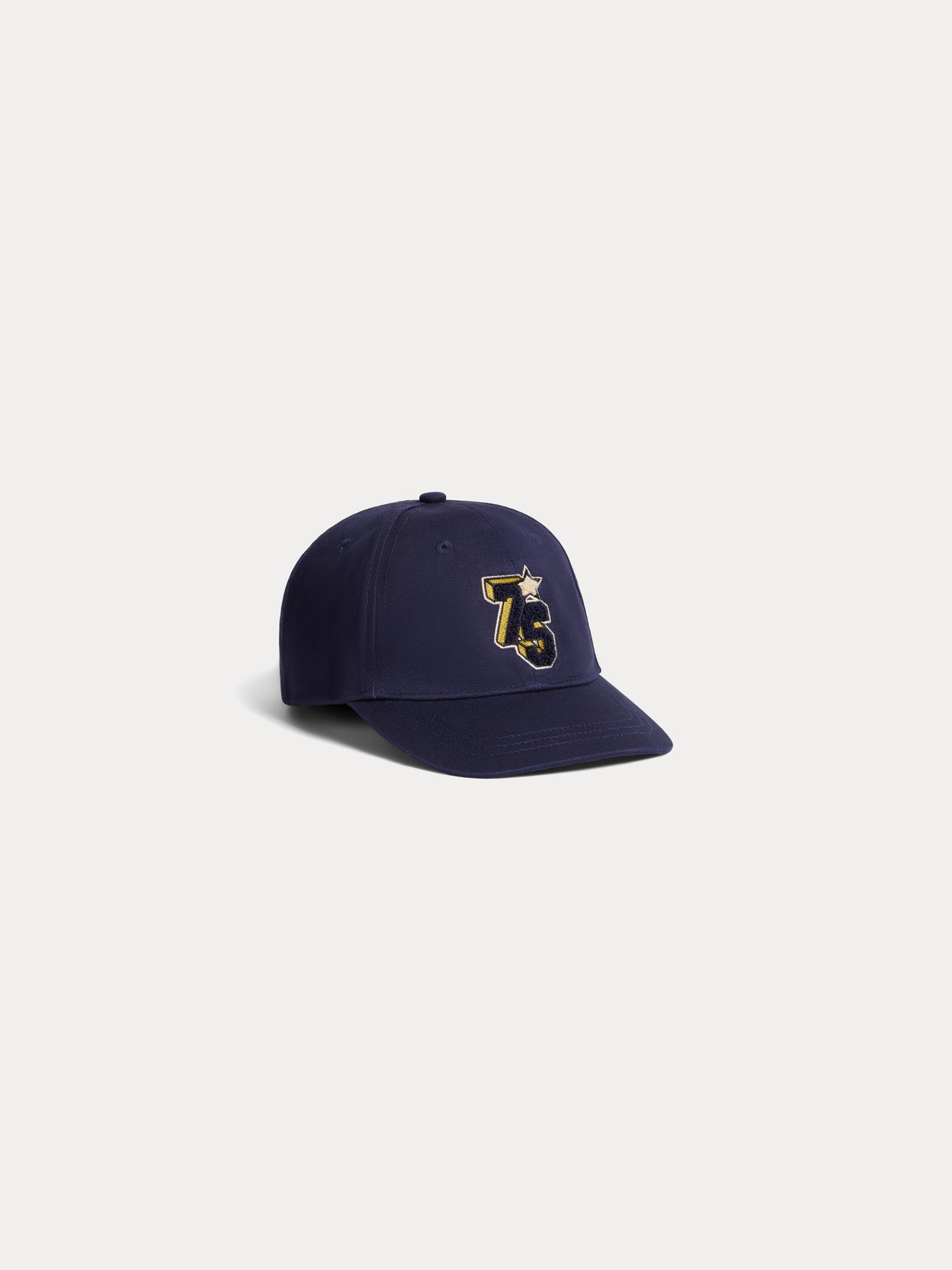 Arnold cap with navy blue cotton patch