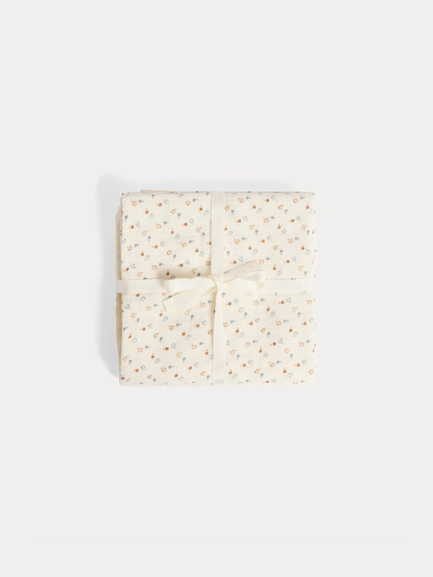 Set of plain and printed organic cotton swaddles