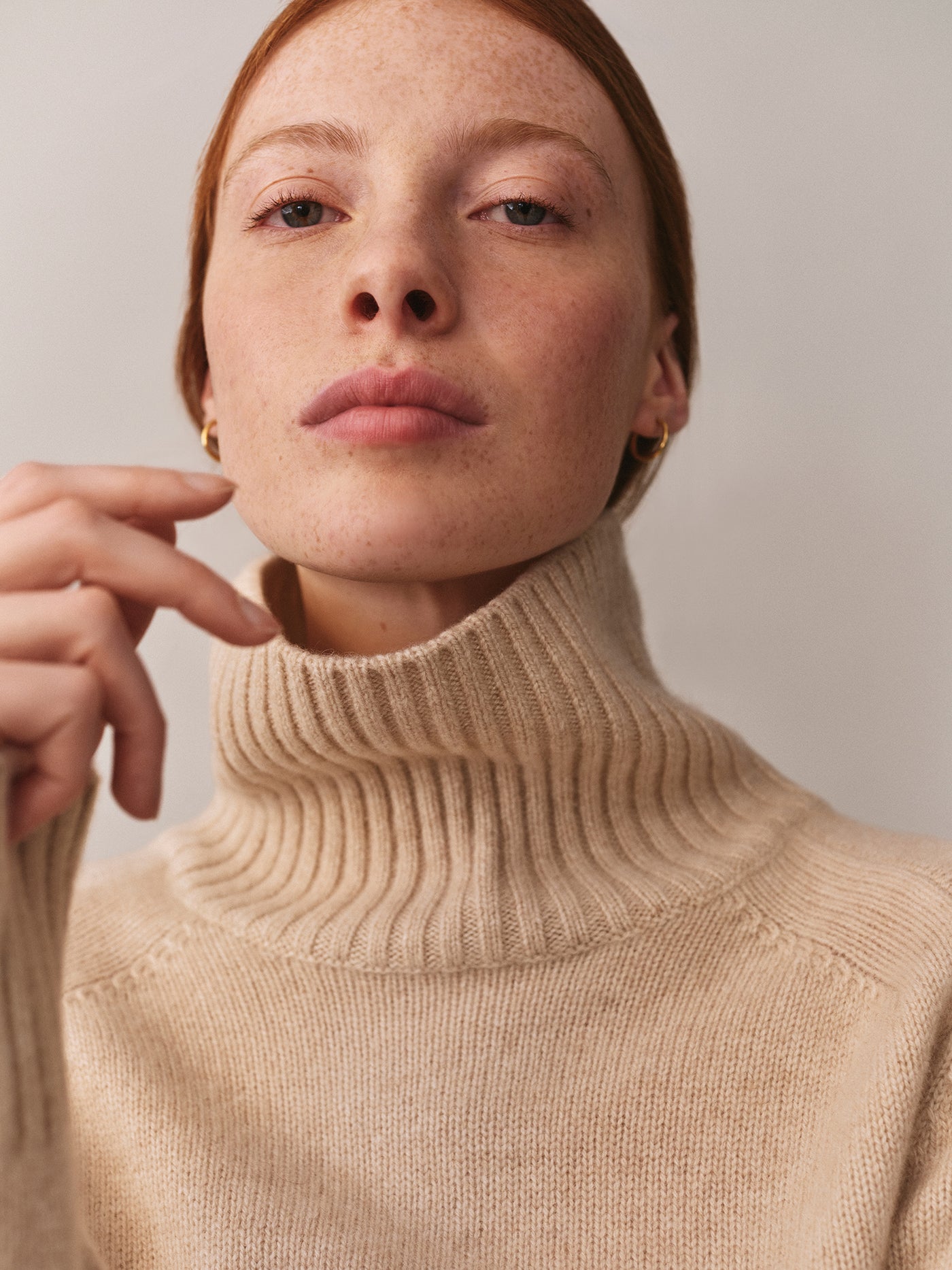 Jillah cashmere turtleneck sweater