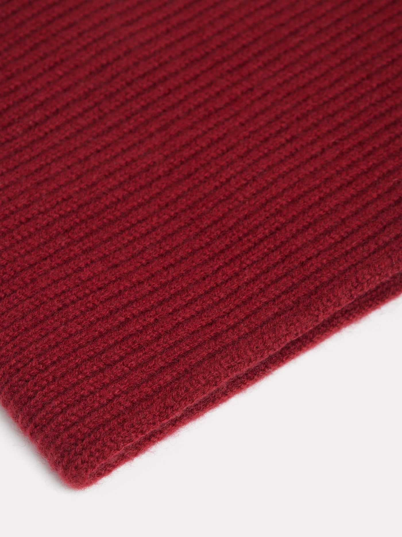 Tatodine burgundy cashmere snood
