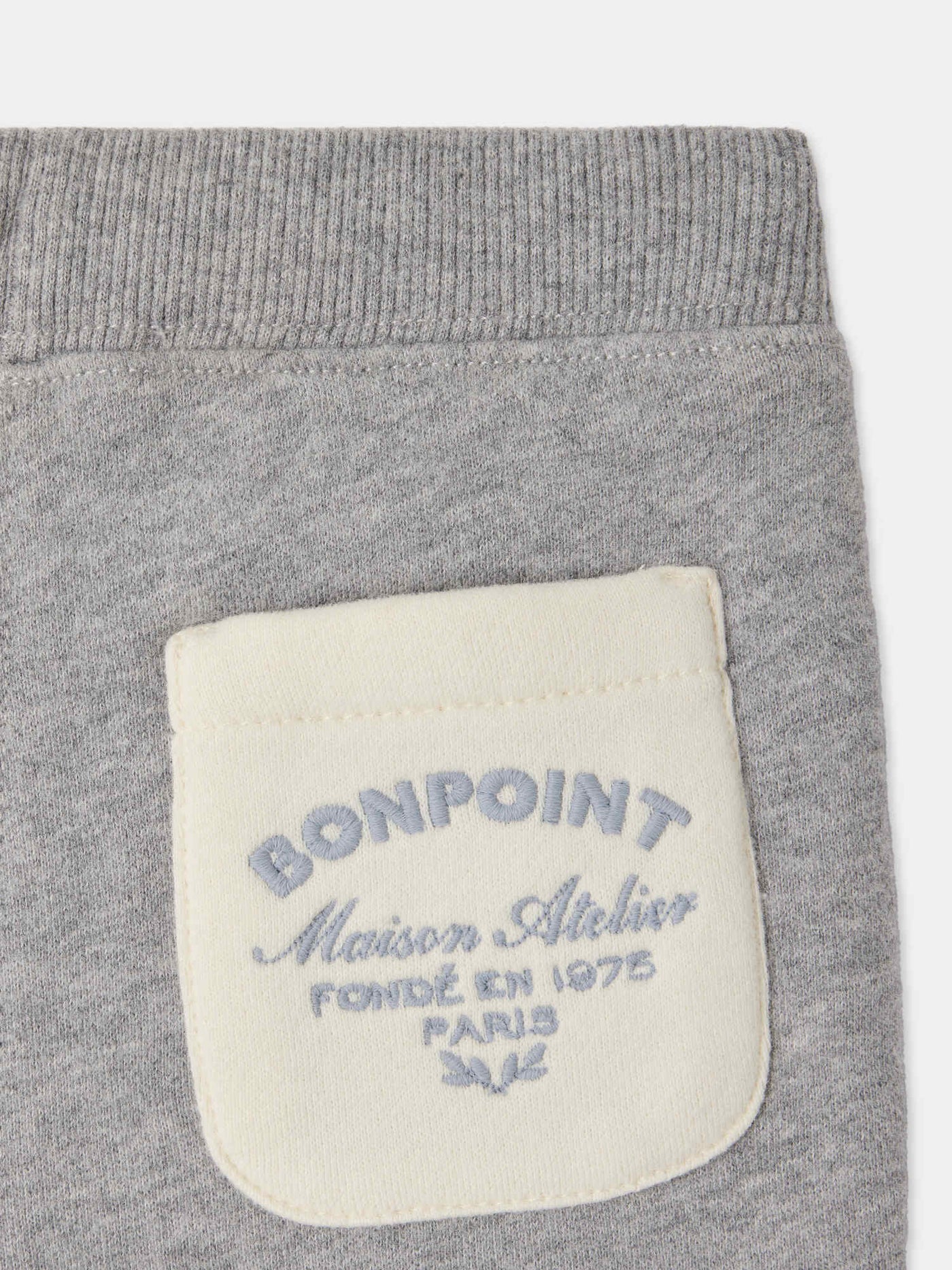 Medium heather gray